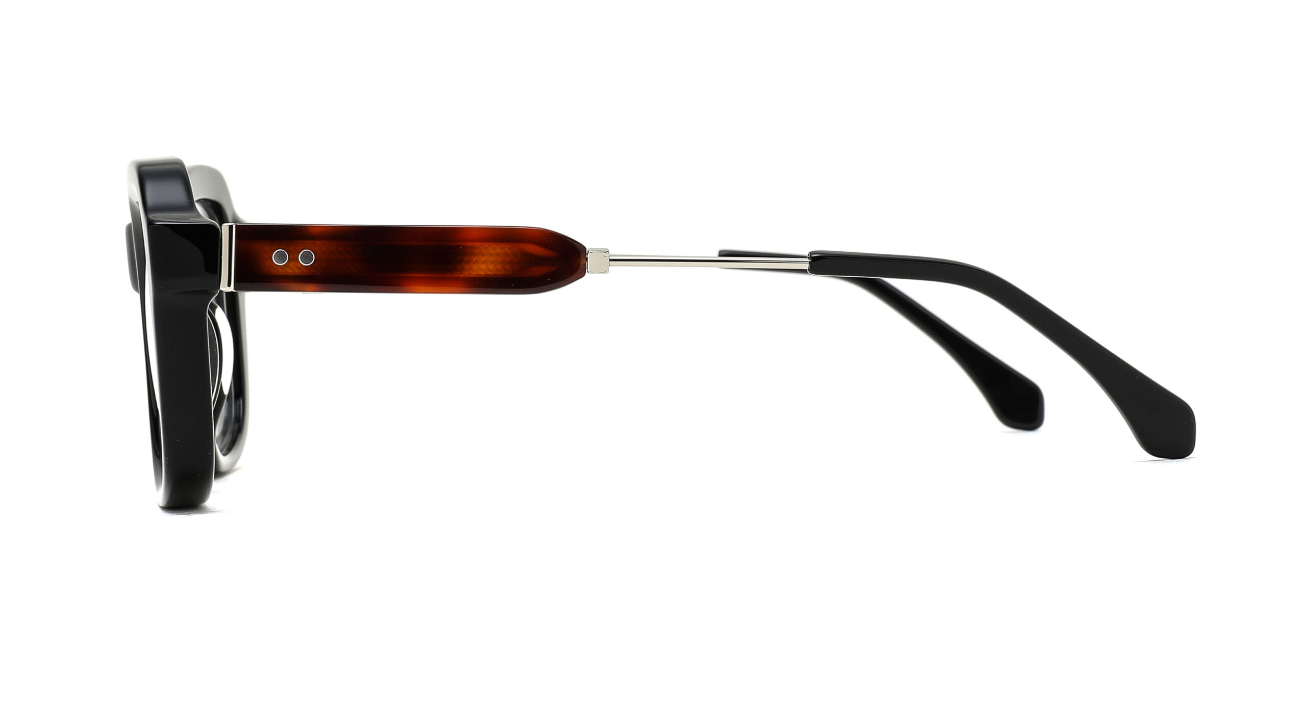 DV0023 C2 Silver TS Black